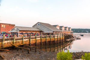 Red Sky Restaurant | Southwest Harbor Maine | Travel Destinations | Marinalife