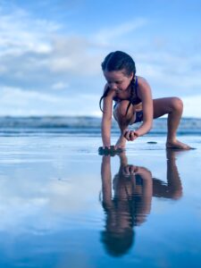 child in sand By Ed Nissen | Family Beaches | Marinalife