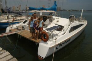Winship family aboard Chewbacca in the Sea of Cortez, Mexico | Homeschool | Marinalife