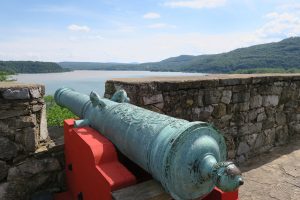 Fort Ticonderoga - this or that - marinalife